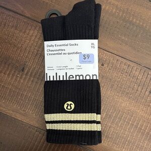 NWT Daily Essential Socks lululemon Black and Gold Socks